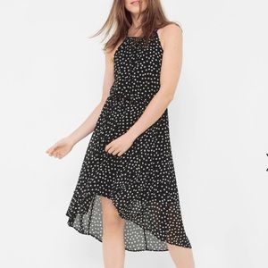 Sleeveless high-low polka dot dress